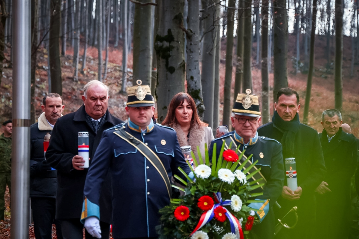 BAZA PAPUK: 33 godine od pogibije hrvatskih branitelja