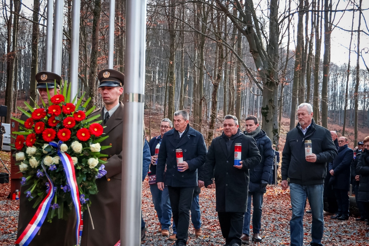 BAZA PAPUK: 33 godine od pogibije hrvatskih branitelja