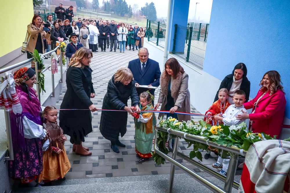 Otvorenjem dograđenog vrtića Jakšić postao općina bez liste čekanja