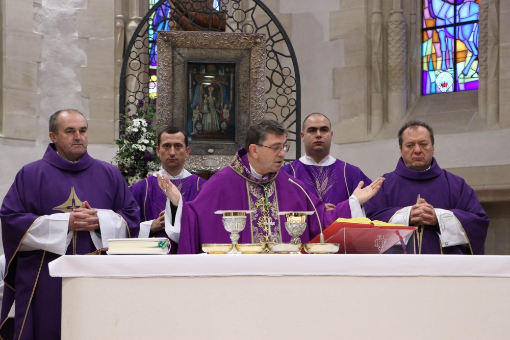 Hodočašće hrvatskih branitelja u Voćin prigodom godišnjice njegova stradanja