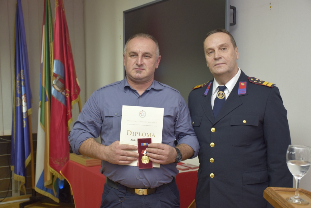 Svečanom sjednicom obilježeno 25. godina JVP-a Grada Požege