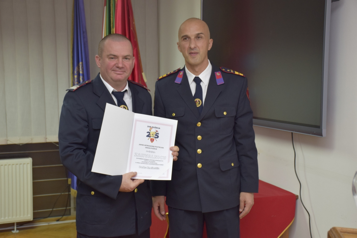 Svečanom sjednicom obilježeno 25. godina JVP-a Grada Požege