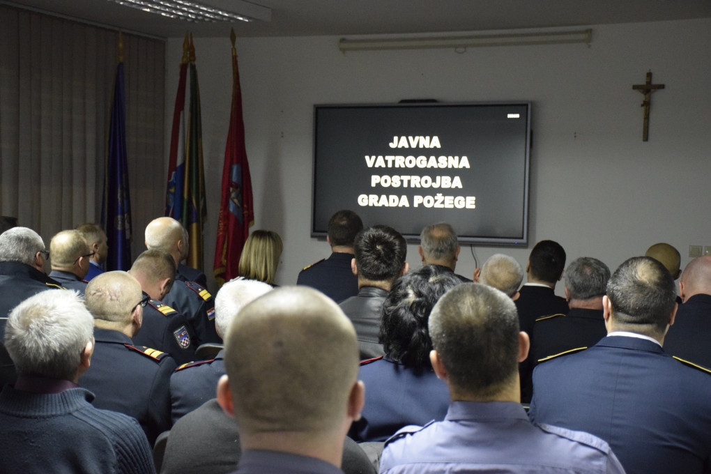 Svečanom sjednicom obilježeno 25. godina JVP-a Grada Požege