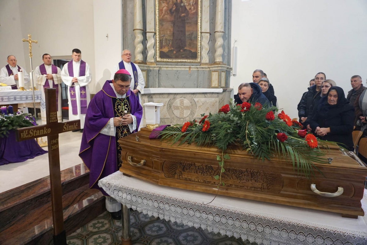 Sprovod svećenika Stanka Šimića