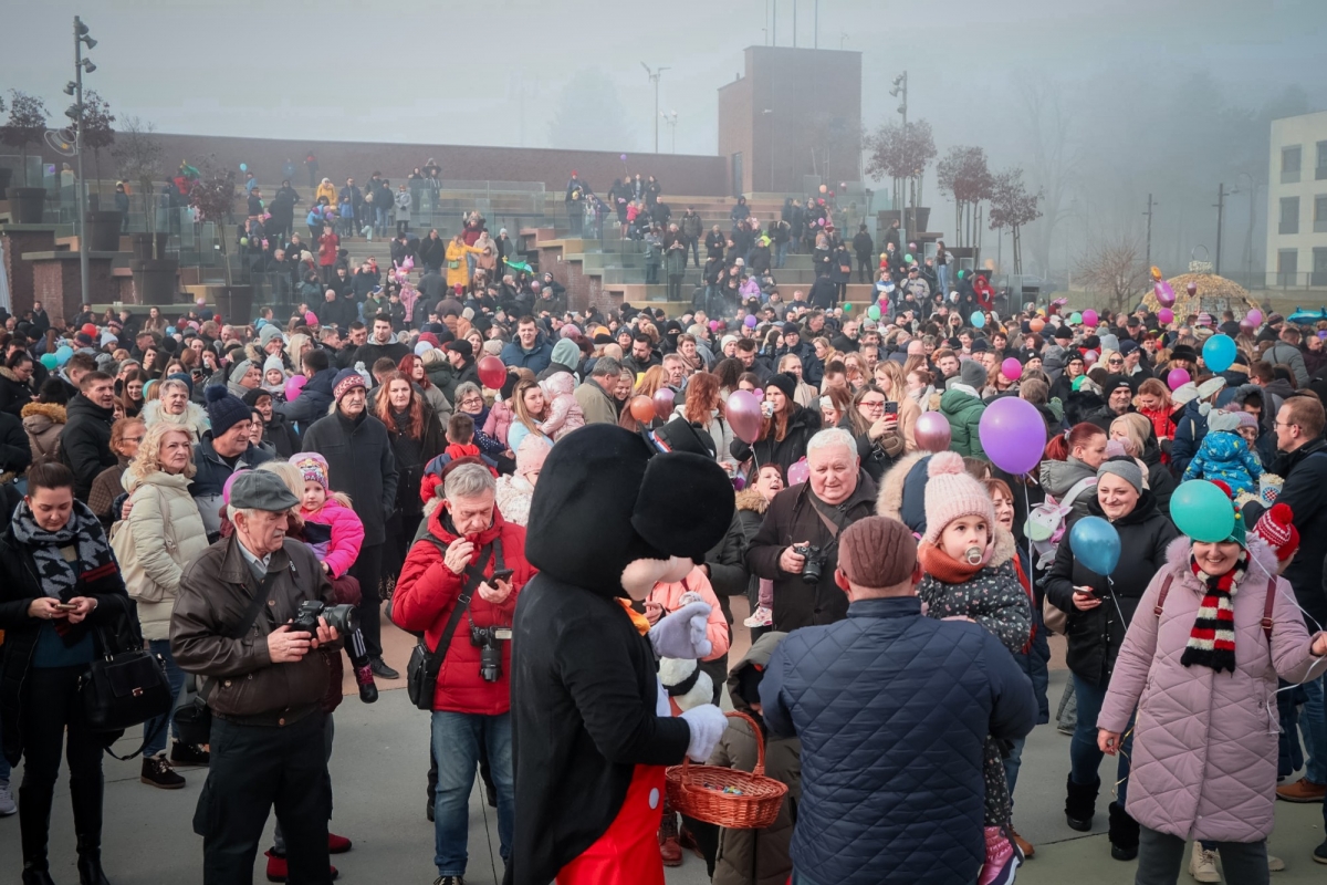 PLETERNICA: Doček Nove godine u podne