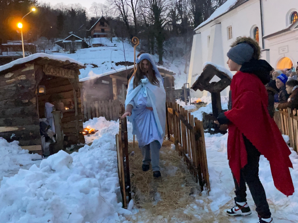 U nedjelju uprizorenje Živih jaslica u Župi Svetog Augustina biskupa u Velikoj