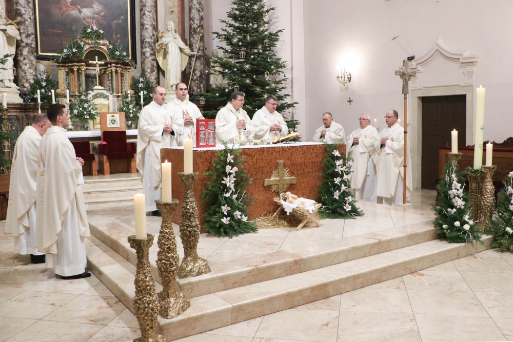 FOTO: Svetkovina Svete Marije Bogorodice u Požegi