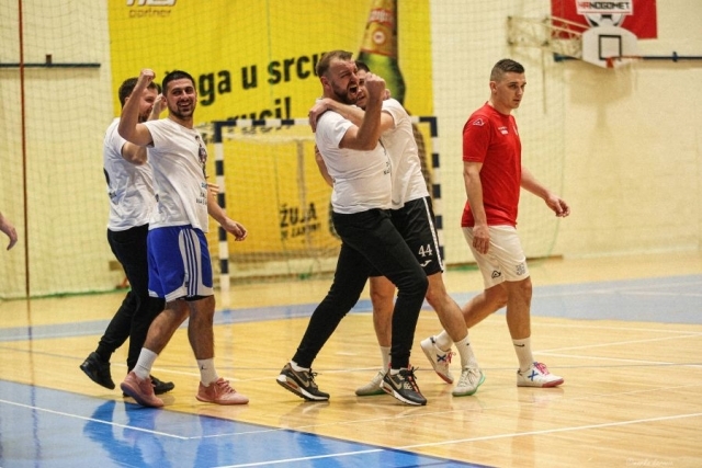 Božićni malonogometni turnir: Samson, Vertigo, Svrake i Pierobon u četvrtfinalu!