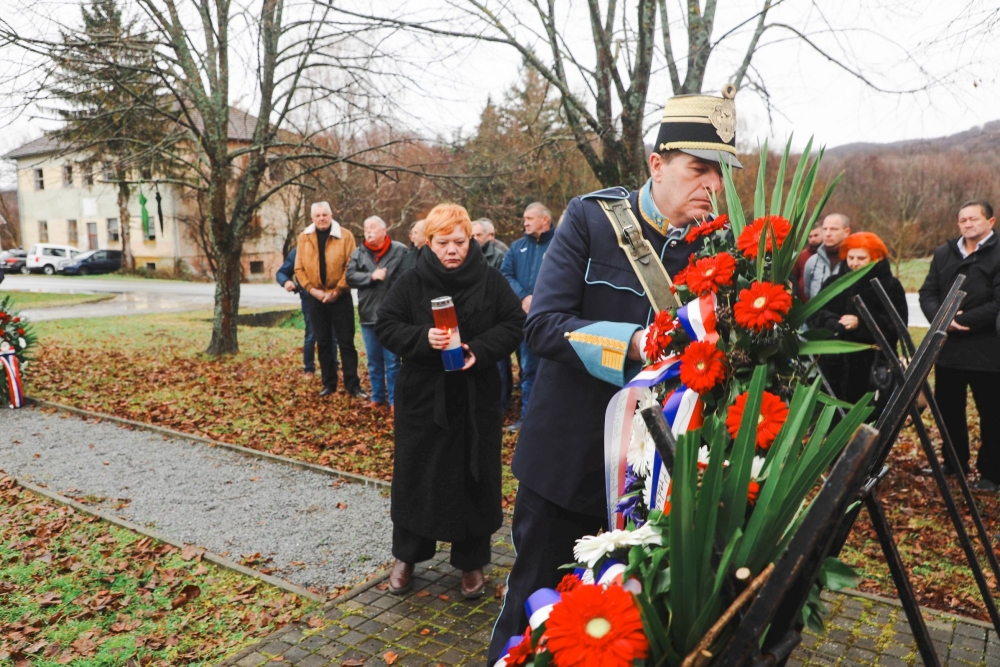 ŠPANOVICA: Obilježena 33. obljetnica pogibije četvorice hrvatskih branitelja 63. “A“ samostalne gardijske bojne ZNG-a Požega