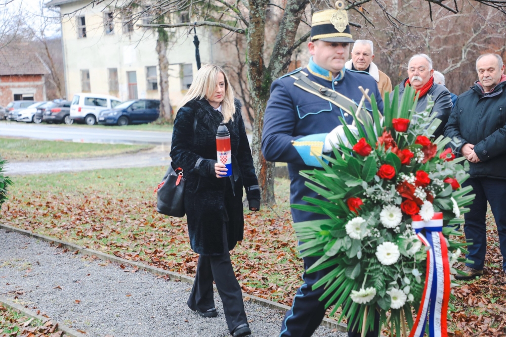 ŠPANOVICA: Obilježena 33. obljetnica pogibije četvorice hrvatskih branitelja 63. “A“ samostalne gardijske bojne ZNG-a Požega