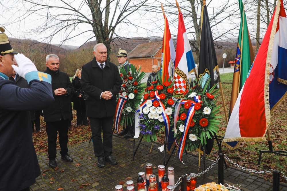 ŠPANOVICA: Obilježena 33. obljetnica pogibije četvorice hrvatskih branitelja 63. “A“ samostalne gardijske bojne ZNG-a Požega