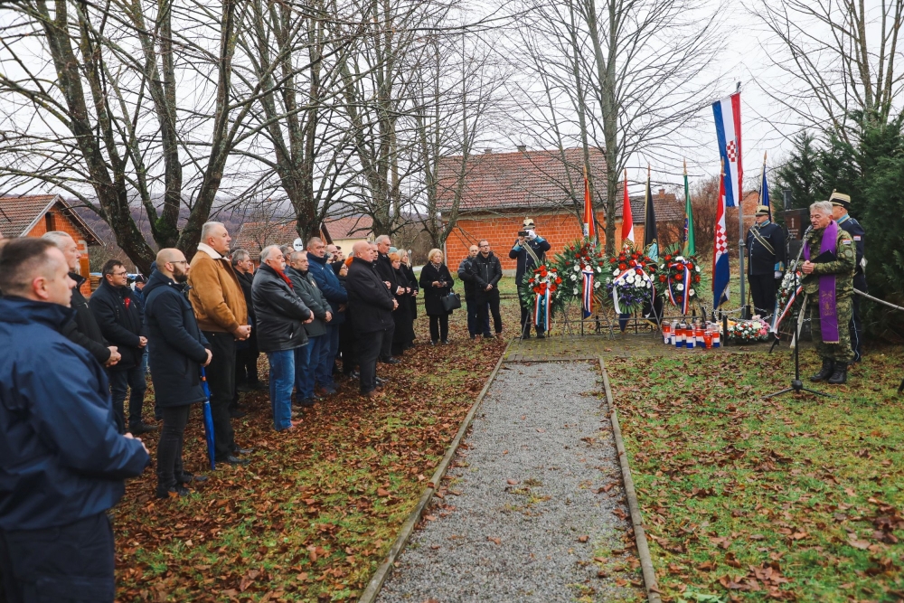 ŠPANOVICA: Obilježena 33. obljetnica pogibije četvorice hrvatskih branitelja 63. “A“ samostalne gardijske bojne ZNG-a Požega