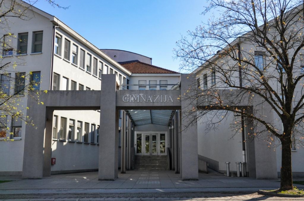 U Gimnaziji danas otkazana nastava zbog dojave o bombi