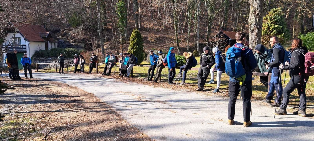 HPD Gojzerica: ’Hrbtom Papuka’