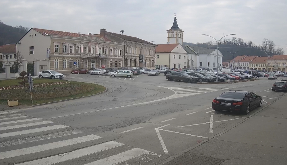 Vrijeme danas uglavnom oblačno