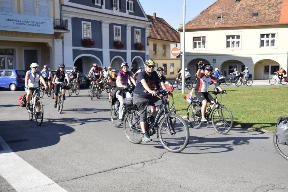 Kroz požeški kraj jučer bicikliralo 90 njemačkih turista