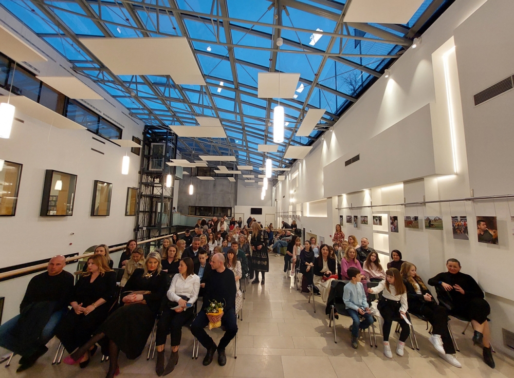 Likovni i literarni talenti najmlađih Požežana zasjali na svečanoj dodjeli nagrada u Gradskoj knjižnici