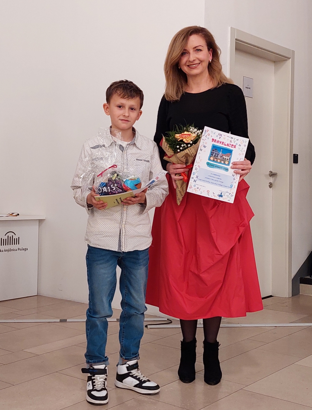 Likovni i literarni talenti najmlađih Požežana zasjali na svečanoj dodjeli nagrada u Gradskoj knjižnici