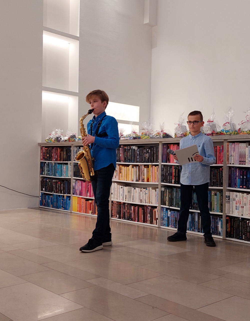 Likovni i literarni talenti najmlađih Požežana zasjali na svečanoj dodjeli nagrada u Gradskoj knjižnici