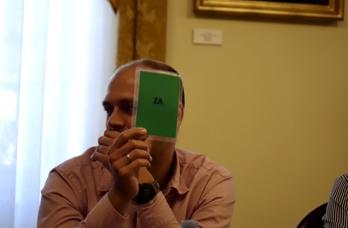 Plaćeni da šute? Ima vijećnika koji u četiri godine nisu postavili nijedno pitanje! Pogledajte tko je bio najaktivniji