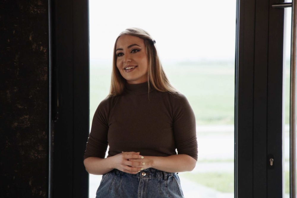 Održana radionica Gutljaj inspiracije – slikanje uz vino uz stručno vodstvo Maje Gjajić