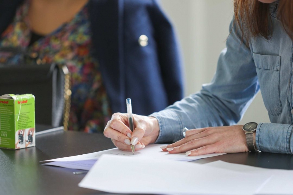 Grad Kutjevo potpisao ugovore s udrugama za korištenje ureda u Kulturnom centru