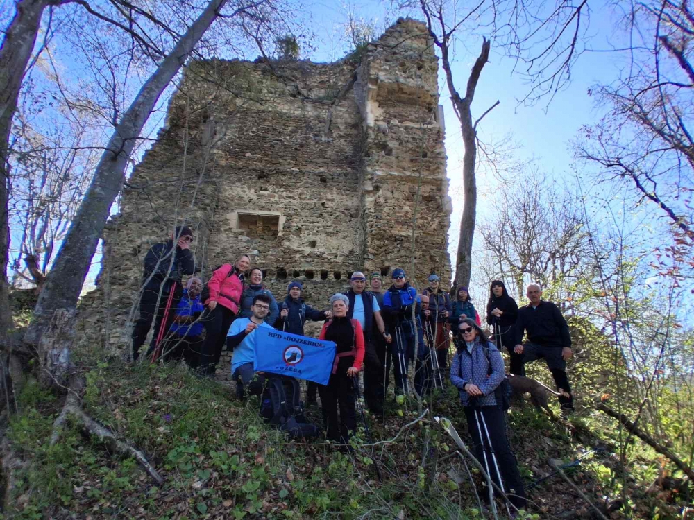 ’Gojzerice’ u nedjelju obišle Španovicu - Čaklovačku kulu - Omanovac