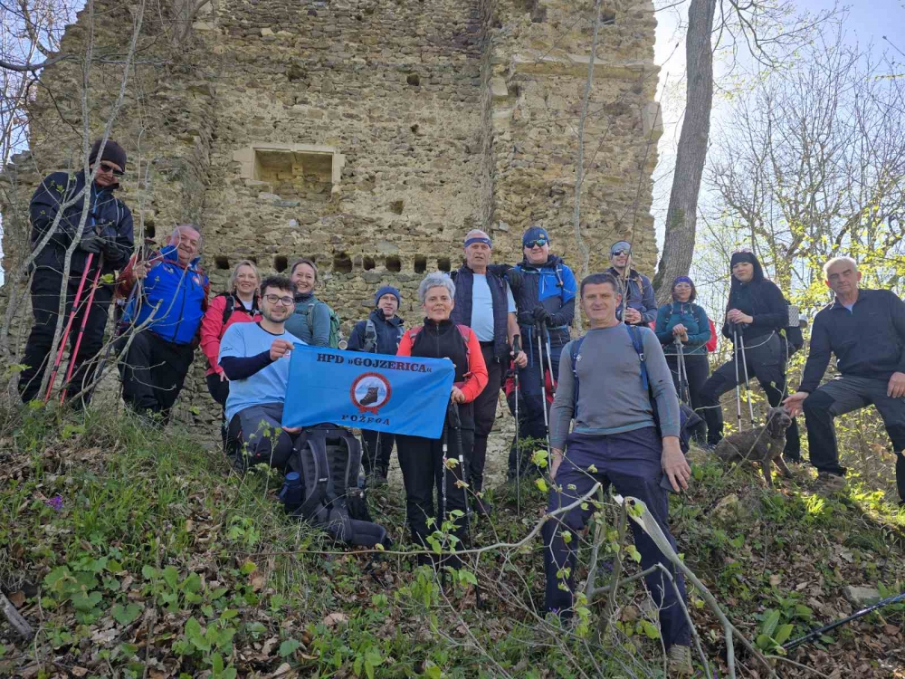 ’Gojzerice’ u nedjelju obišle Španovicu - Čaklovačku kulu - Omanovac