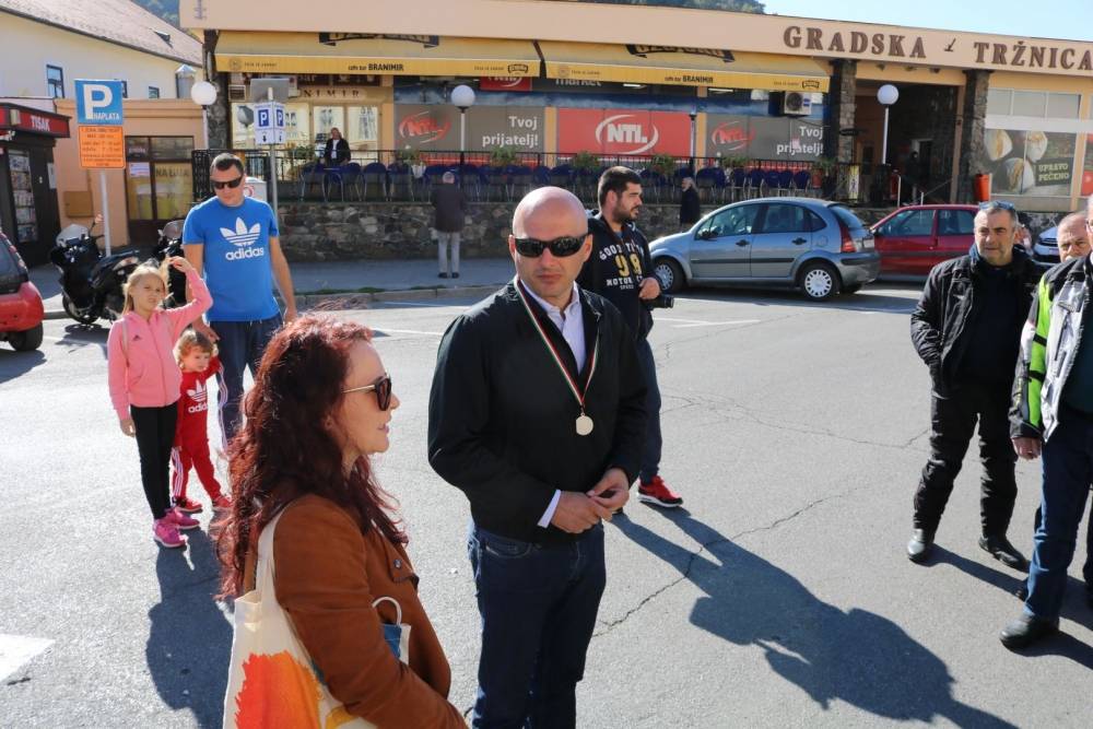 Gradonačelnik Puljašić ugostio motocikliste iz Belgije koji su posjetili Požegu