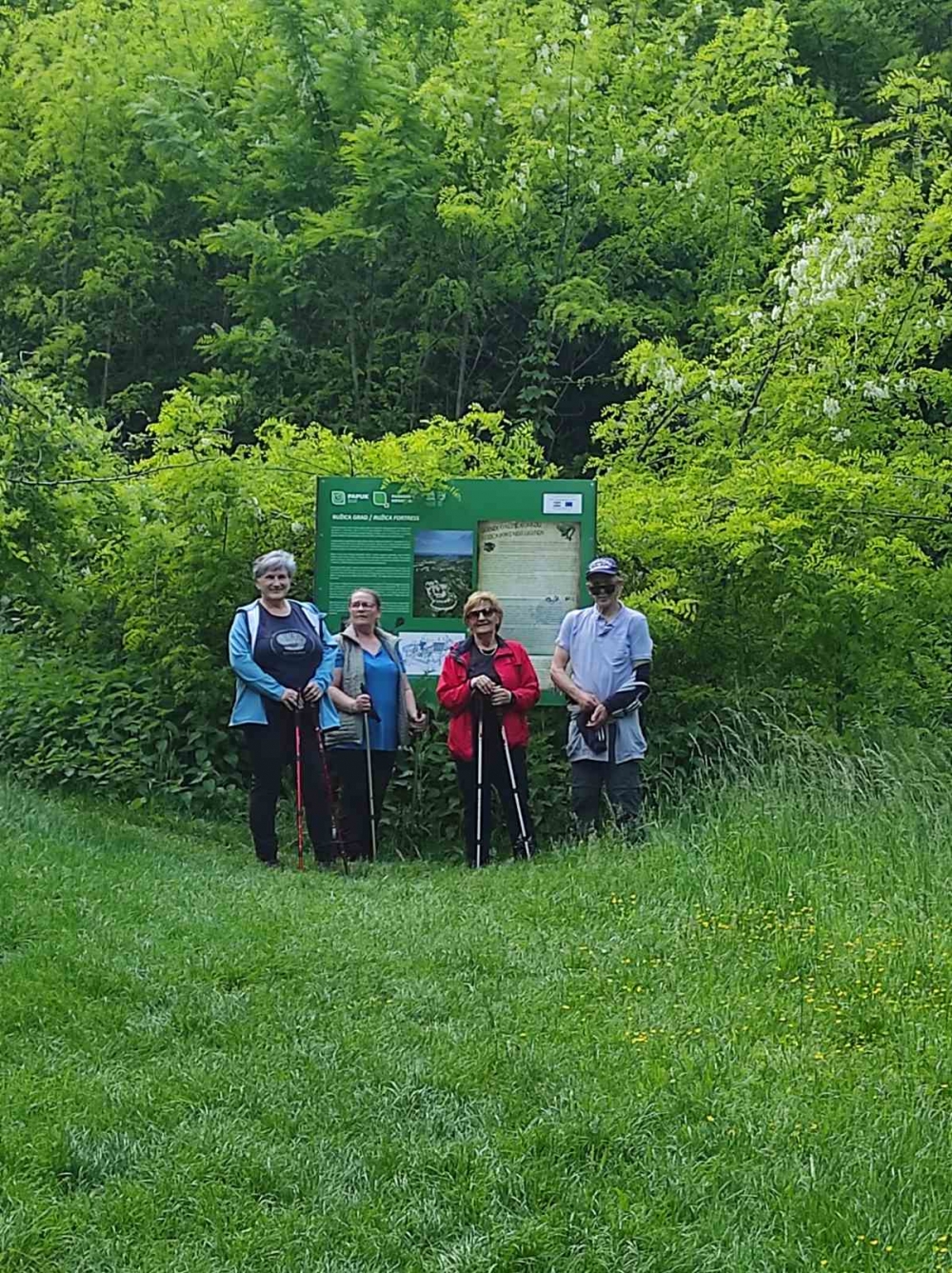Planinari Sokolovca na pohodu kroz povijest i prirodu Požeštine
