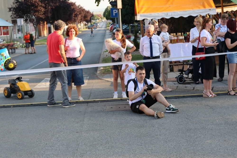 Pobjednik ovogodišnje Vinske alke Mihovil Štivić, a Vinskog maratona Matej Gomerčić