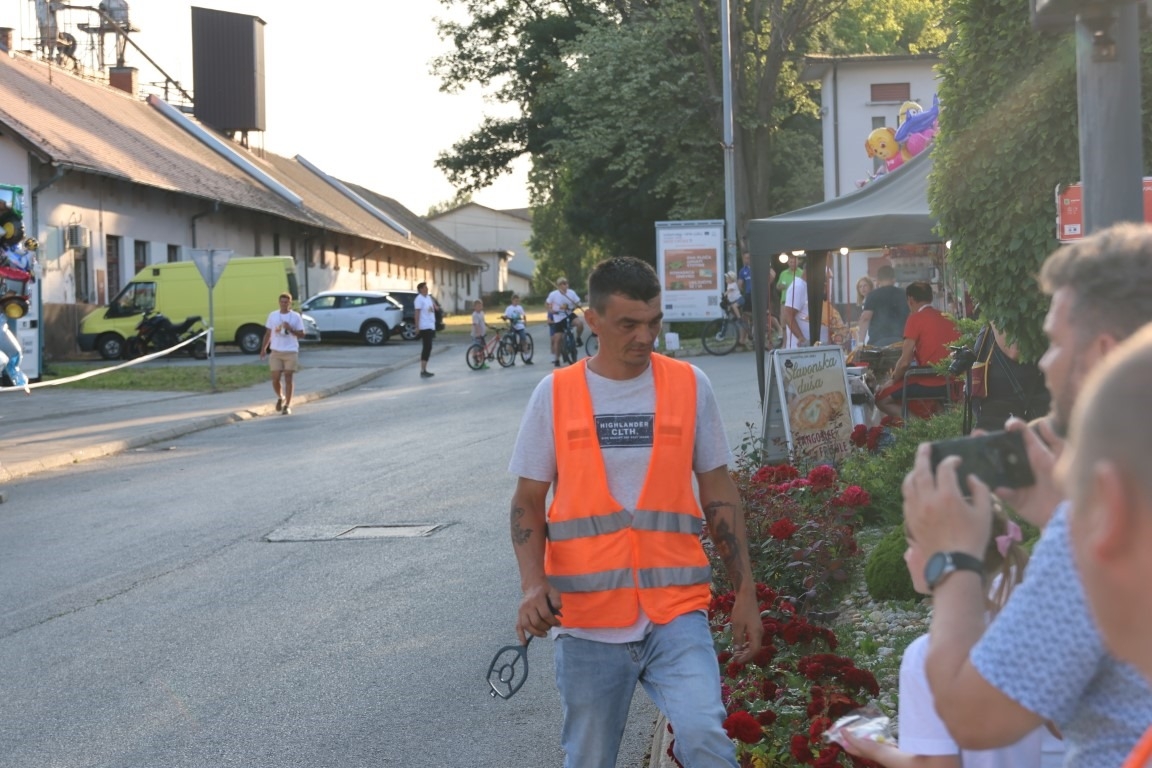 Pobjednik ovogodišnje Vinske alke Mihovil Štivić, a Vinskog maratona Matej Gomerčić