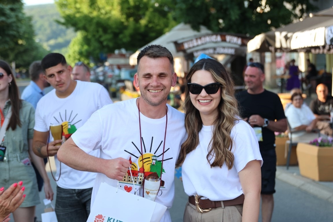 Pobjednik ovogodišnje Vinske alke Mihovil Štivić, a Vinskog maratona Matej Gomerčić