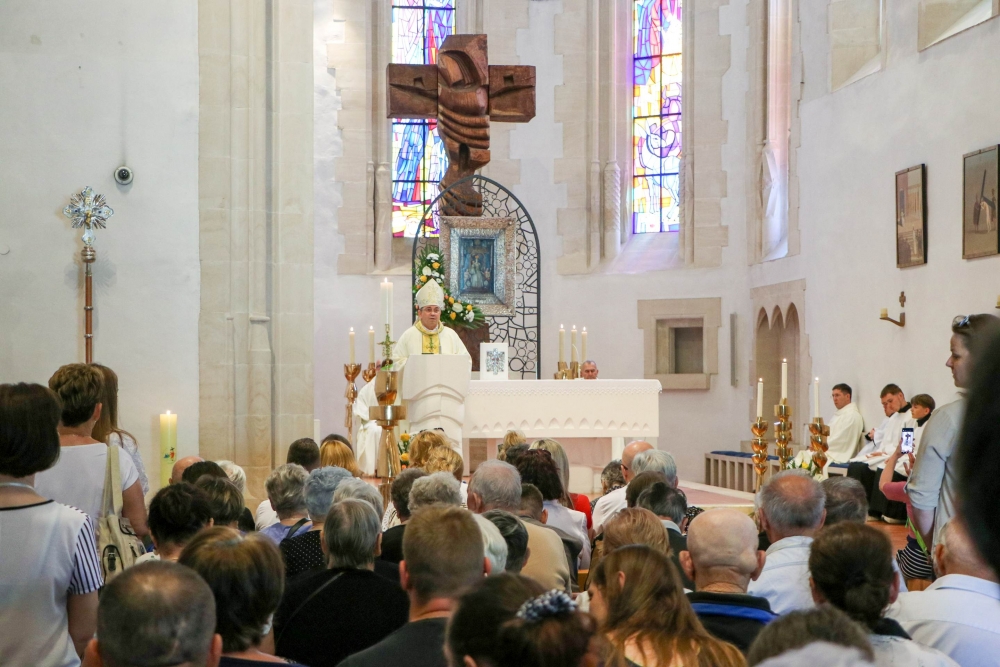 Hodočašće starijih, bolesnih i osoba s invaliditetom u Voćin