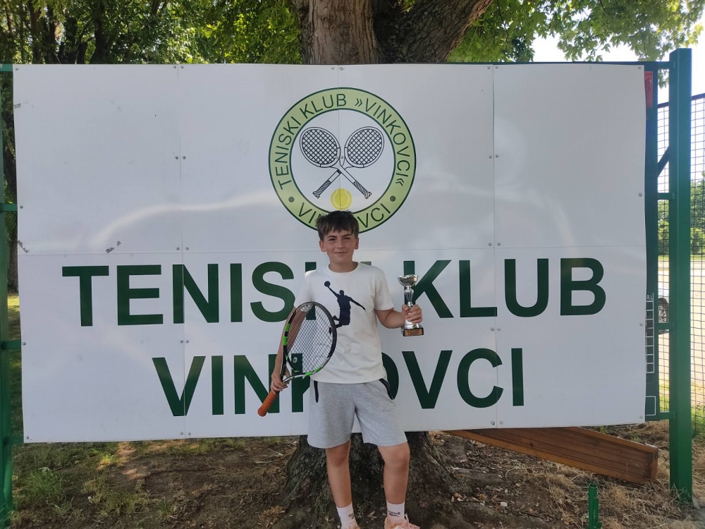 Matej Jakovljević pobjednik Bonus turnira u Vinkovcima