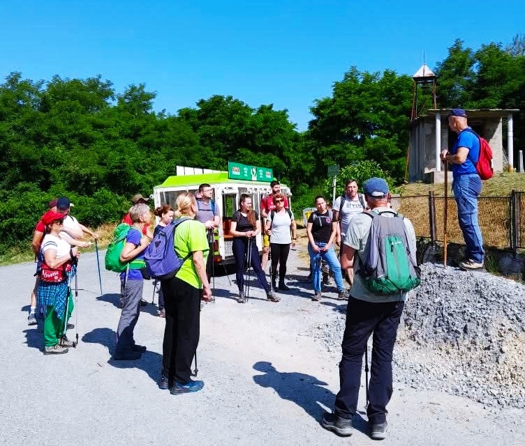 S prirodom u srcu: HPD „Sokolovac“ Požega na nezaboravnom pohodu kroz lipičke staze