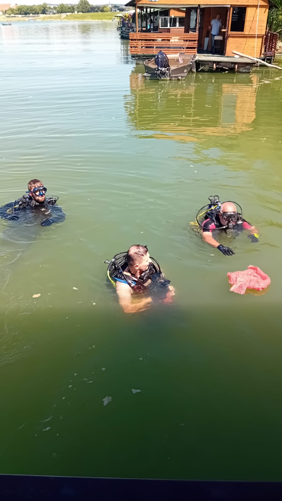 Članovi Ronilačkog kluba ’Požega’ sudjelovali u eko akciji čišćenja rijeke Save