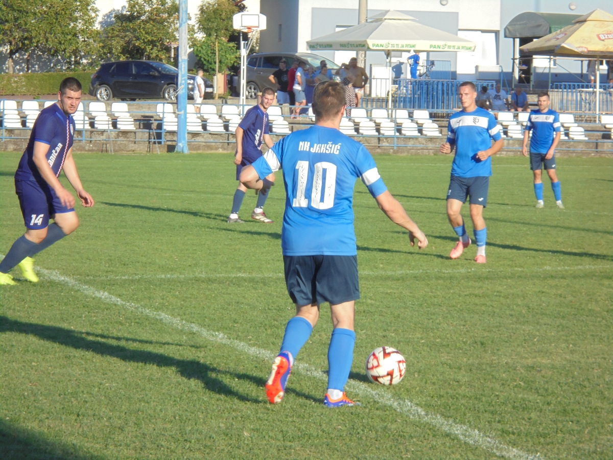 Carlsberg kup u Kuzmici: NK »Jakšić« drugu godinu zaredom osvojio turnir