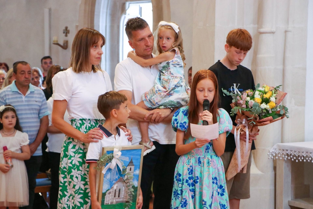 Hodočašće obitelji s brojnom djecom u Voćin