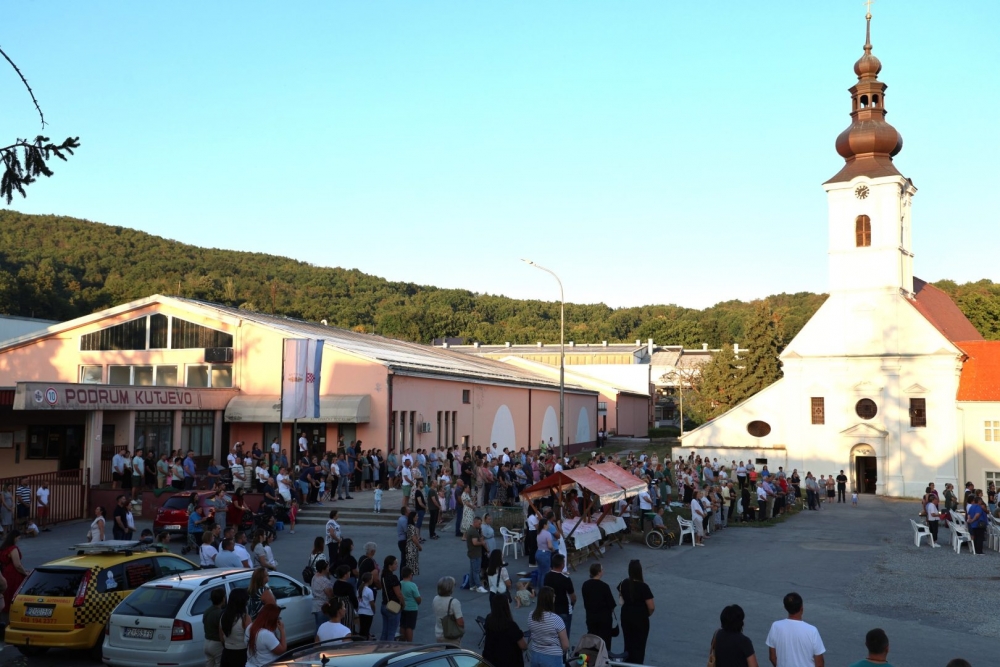 Prvi dan Duhovnog vikenda u Kutjevu