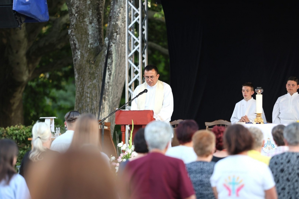 Prvi dan Duhovnog vikenda u Kutjevu