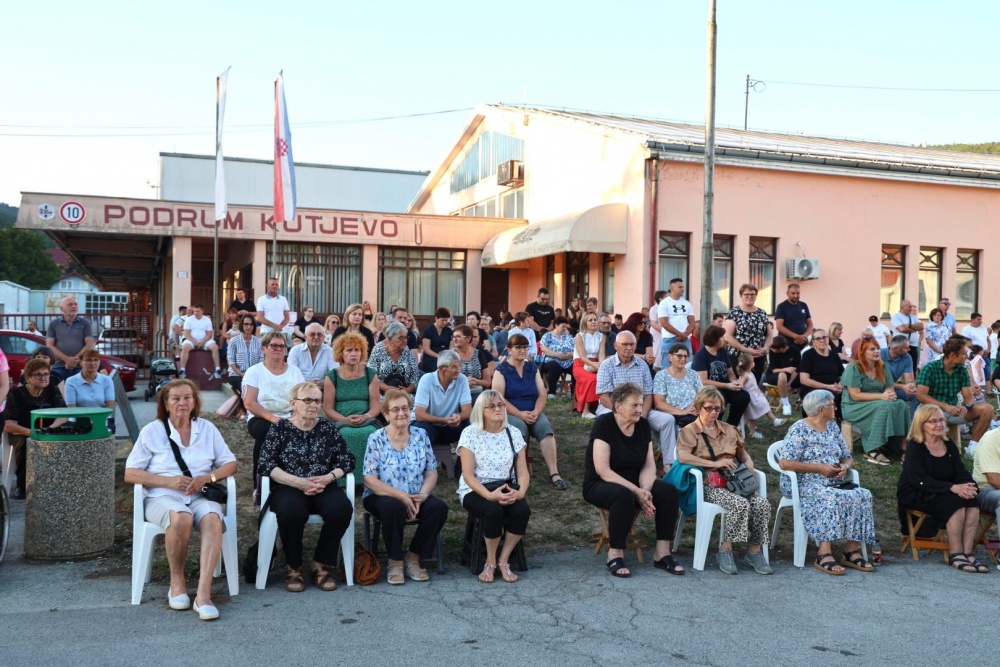 Prvi dan Duhovnog vikenda u Kutjevu