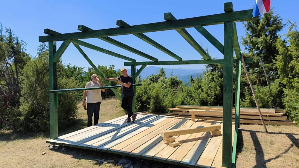 Noć pod zvijezdama: HPD ’Sokolovac’ Požega partner 16. Astro Partyja na Papuku