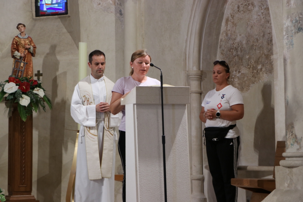 Hodočasnici pješaci krenuli u voćinsko svetište