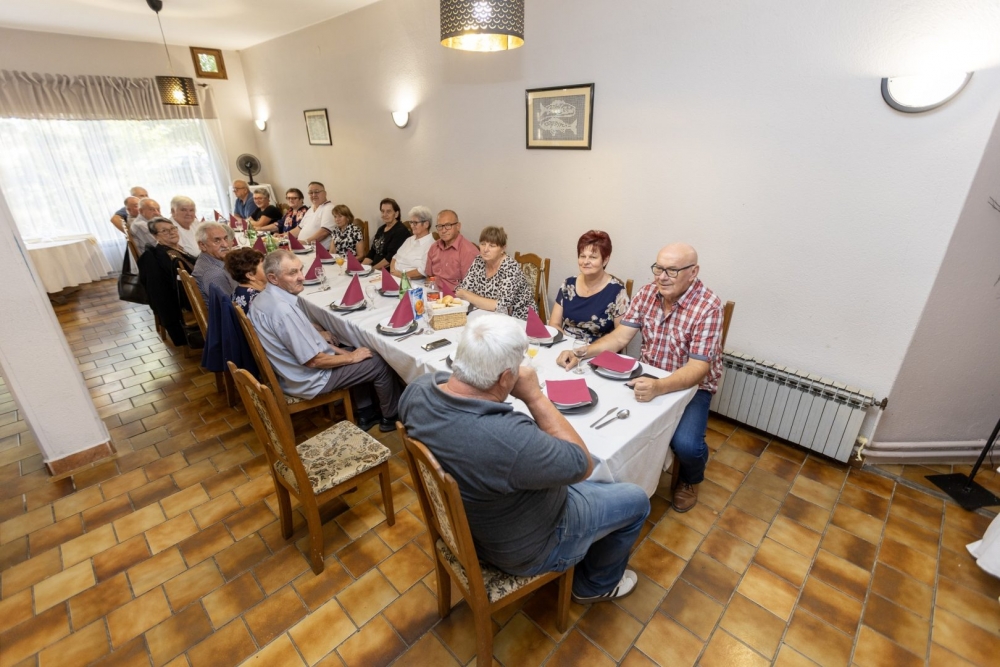 Tradicionalno druženje umirovljenika Grada Kutjeva u Ribarskoj kući Lukač