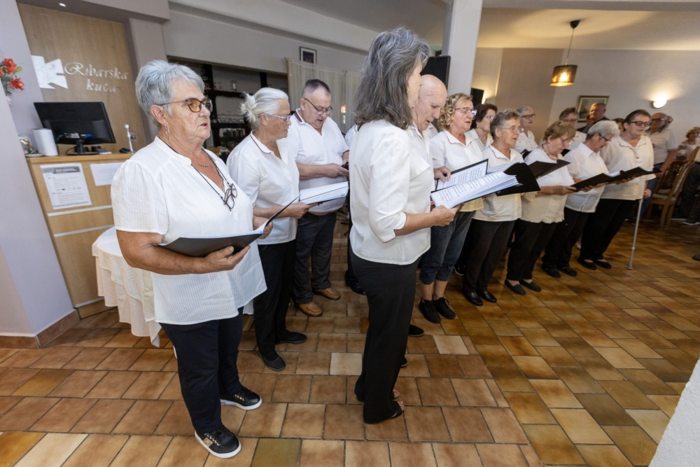 Tradicionalno druženje umirovljenika Grada Kutjeva u Ribarskoj kući Lukač