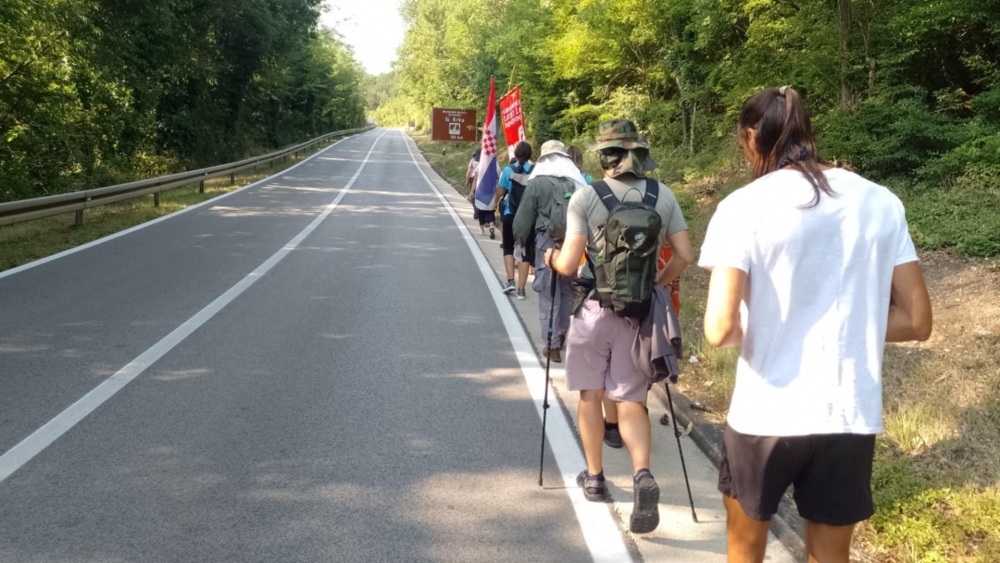 Od Knina do Trilja: Vinko Krsnik iz Kutjeva sudjelovao u 10-dnevnom hodočašću za našu zajednicu i bolesnike