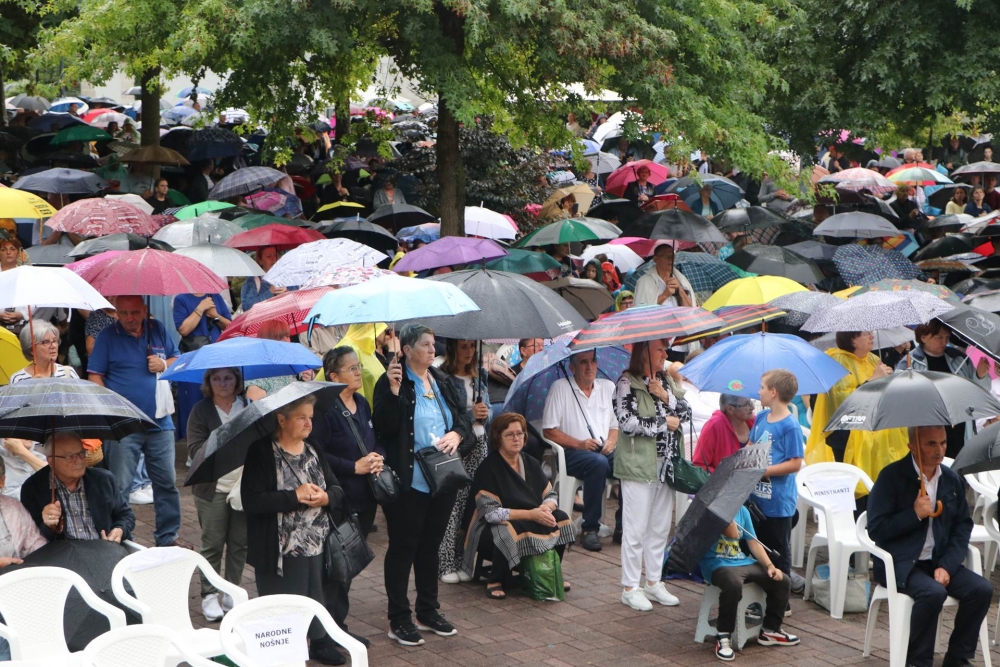 Brojni vjernici Požeške biskupije hodočastili u Voćin