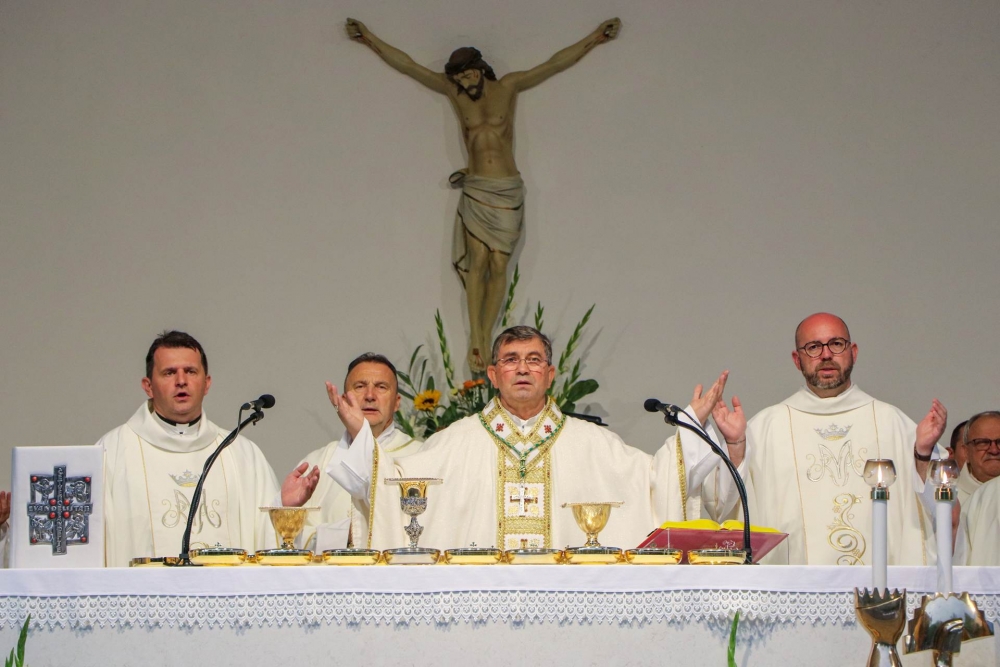 Brojni vjernici Požeške biskupije hodočastili u Voćin