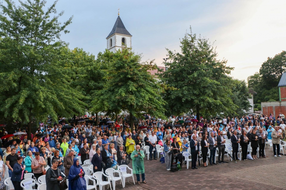 Brojni vjernici Požeške biskupije hodočastili u Voćin